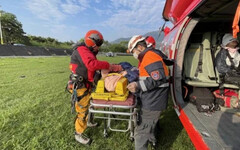 秀林國中學生登奇萊北峰遭落石意外釀3傷 黑鷹直升機緊急出動救援