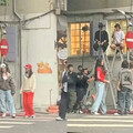 NewJeans台北拍攝爭議再起 傳檢查住戶手機引發網友眾怒