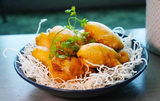 知名粵菜餐廳再推力作 主廚自製蠔豉做鵝掌煲 「鴻圖蟹粉帶子」來自港人喜宴前必吃菜色