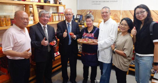 更生保護會拜訪「東里家風」 董事長張斗輝承諾協助銷售農產品