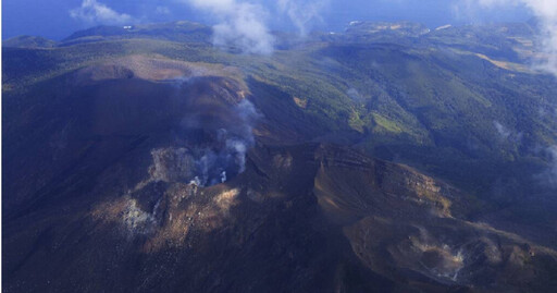 4月起頻繁發生淺層地震 日本口永良部島調高「火山噴發警戒」！