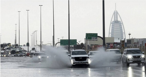阿拉伯75年來最大暴雨！杜拜機場大亂 疑人工降雨闖禍