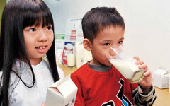 不是長輩才缺！9成國人鈣攝取不足 牛奶隨身瓶輕鬆補足營養