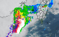 台灣海峽線狀對流發展「閃電訊號活躍」 南部地區小心午後強降雨、雷擊