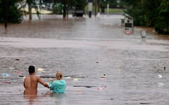 史上最嚴峻！巴西南大河州暴雨釀洪災 水壩潰堤29死、60人失蹤