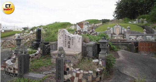 竹市示範公墓遭噴紅漆「X」！ 民俗專家示警：恐遭往生者報復