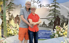 71歲高愛倫宣布再婚！甜嫁17年男友「謝謝你等了這麼久」 吃小火鍋慶祝