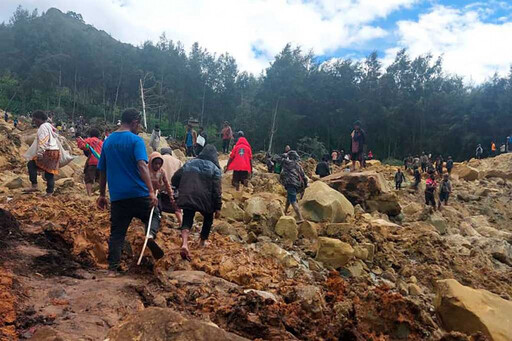 巴布亞紐幾內亞山崩！上千房屋遭埋「罹難人數疑過300」 山體仍持續滑動中