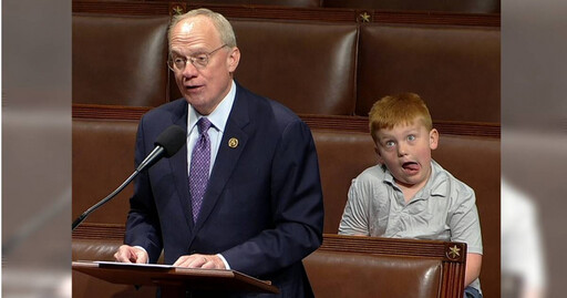 美國議員老爸國會演說無人問 7歲兒「狂做鬼臉」天下知