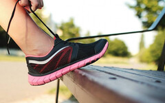 高雄女為減肥「超慢跑」兩周 竟腳痛罹患「足底筋膜炎」