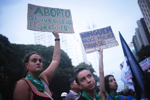 巴西修法墮胎可關20年！ 保守派強推新法「遭性侵也不能墮胎」引爆抗議
