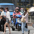 全台17縣市高溫警報 新竹市逃過酷暑！氣象署揭「獨涼原因」