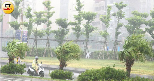 凱米颱風撲台「至少1死58傷」 全國總災情932件…逾13萬戶停電