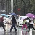 13縣市豪大雨特報！松山機場不堪雷雨猛襲 暫停地面作業航班延誤