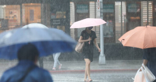 新竹以北豪大雨特報「紫爆」！高雄、屏東嚴防豪雨