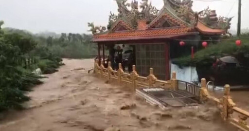 山陀兒豪雨猛炸「新北2區釀洪災」 馬路變成河…台2線緊急封閉