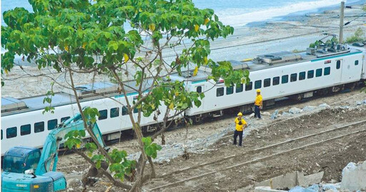 北北基宜遭大雨轟炸 台鐵公告2路段預警性停駛