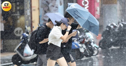 小心強風雷擊！6縣市大雨特報 屏東縣「這4處」發布溪水暴漲警示