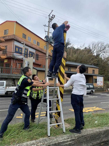 超強風吹斷白沙屯「測速照相機」 網狂謝康芮颱風…開玩笑：為民除害