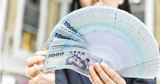 尾牙抽中1萬！收主管「1通知」 獎金剩7千他傻眼：可以裝死嗎？