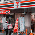 7-11取消24小時？他見7-11加裝鐵捲門 網：大環境正常走向