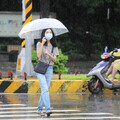鋒面今晚到！中北部防強降雨 下周再轉涼「日夜溫差近10度」