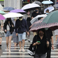 今飆38度熱翻！晚起鋒面殺到「雨彈北往南開炸」氣溫掉逾10度