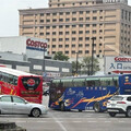 好市多被發現多輛遊覽車駛入 知情者解答：他們宜蘭來的！
