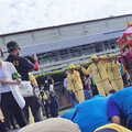 白沙屯媽祖賜福…男童領結緣品「遭女老師插隊搶走」 埔鹽國小道歉了