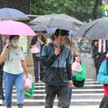 入梅了？鋒面雨彈狂炸 鄭明典揭「只差1條件」原因曝光