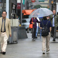 大雨狂炸「18縣市」 專家曝白天雨最大！這些地區注意