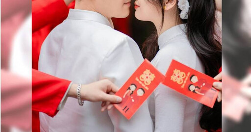 婚禮遲到又早退!「沒包禮金被抓包」新娘氣炸:還拿喜餅 2派戰翻了