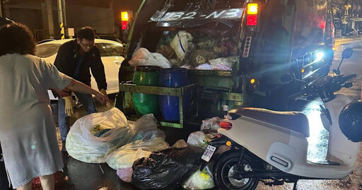 孫子書包套塑膠袋阿嬤「丟垃圾車」!媽媽苦追尋回 清運員好心助翻出