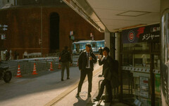 嫌員旅費貴！一行人自駕遊卻尾隨跟團車 嗆導遊「公司有付錢就得服務」