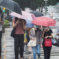 風雨又猛又大！台北人轟政府不放颱風假「不把人命當一回事」 慘遭網打臉