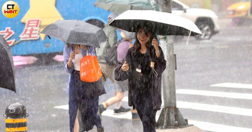 10縣市豪雨特報！800毫米驚人雨量「花東下到紫發白」 2原因曝光