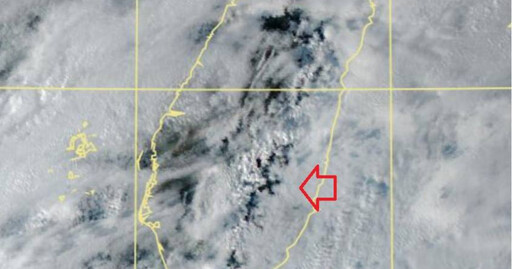 今低溫探15度！雲圖驚見「台灣上空神秘X」 鄭明典：入夜再降溫
