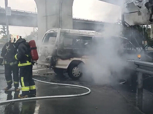 影/員林車禍「救護車陷火海」畫面曝 目擊者：聽到爆炸聲