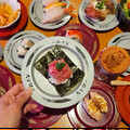 壽司郎必點排行榜TOP 10！網友狂推十大迴轉壽司美食 鮭魚、黑鮪魚、茶碗蒸超人氣