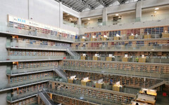 把握暑假逛一波！全台十大超美圖書館