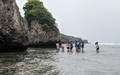 拚觀光也顧生態 小琉球三潮間帶7月起每人收60元海洋保育費