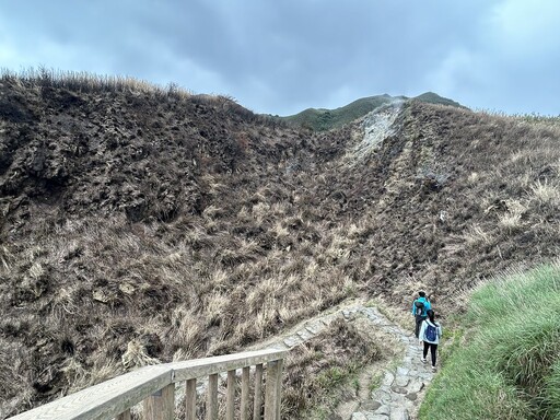 陽明山火災疑國研院空品感測器鋰電池出事 國科會︰會用「最安全方法」重啟