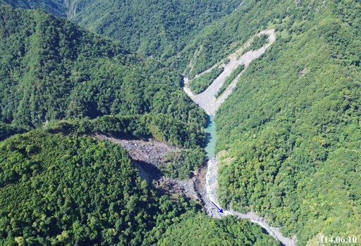 新竹泰崗溪也有一處堰塞湖 林保署監測：穩定溢流 對聚落無影響