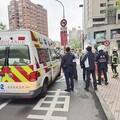 新店捷運站砍人！2遊民爆衝突「女背遭刺送醫」 行兇動機僅為了10元