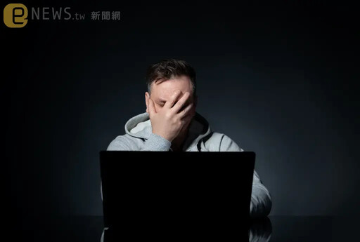 好奇點「未滿18歲」！系統秒跳到兒童頻道 網笑噴：香蕉哥哥的陰謀