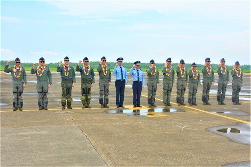 鳳展鐵翼龍躍鳳嗚 空軍嘉義基地8/10日營區開放