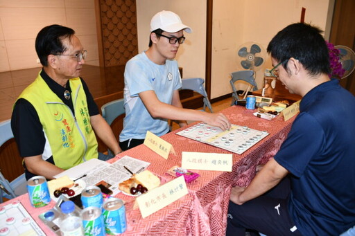 「啟泰趣笑」第二屆臺灣象棋棋王賽移師彰化開戰