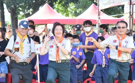 樂齡童軍家庭親子體驗營 500人齊聚福興國小闖關同樂