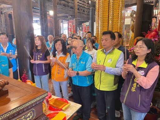 鹿港慶端陽龍王祭 龍山寺「迎龍王出殿」