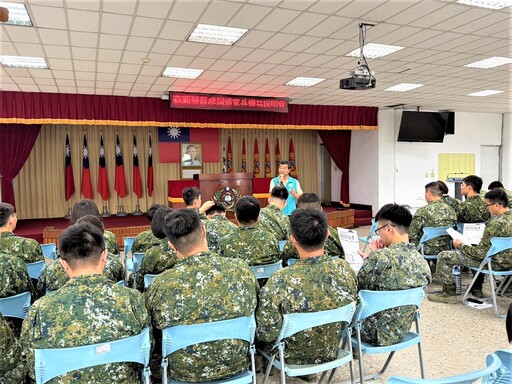 協助官兵轉銜職場 嘉義榮服處前進營區辦理權益說明會